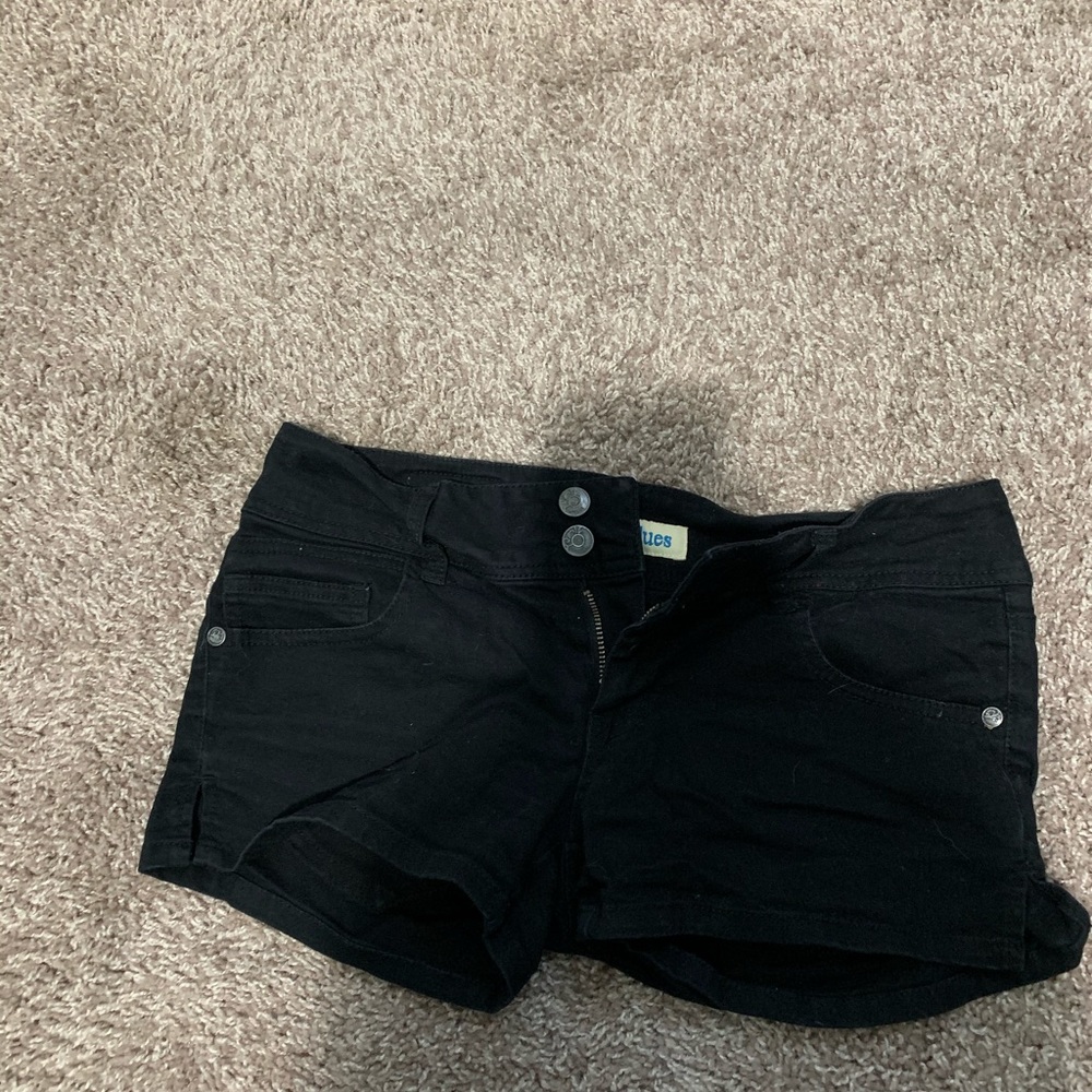 Short shorts